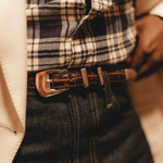 Charger l'image dans la galerie, Colby - Ceinture Western en Cuir de veau Marron
