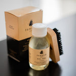 Charger l'image dans la galerie, Shampoing détachant pour cuirs daim et nubuck