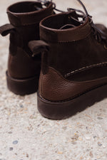 Charger l'image dans la galerie, Wico - Chaussures Boots Mocassin Veau Velours Chocolat
