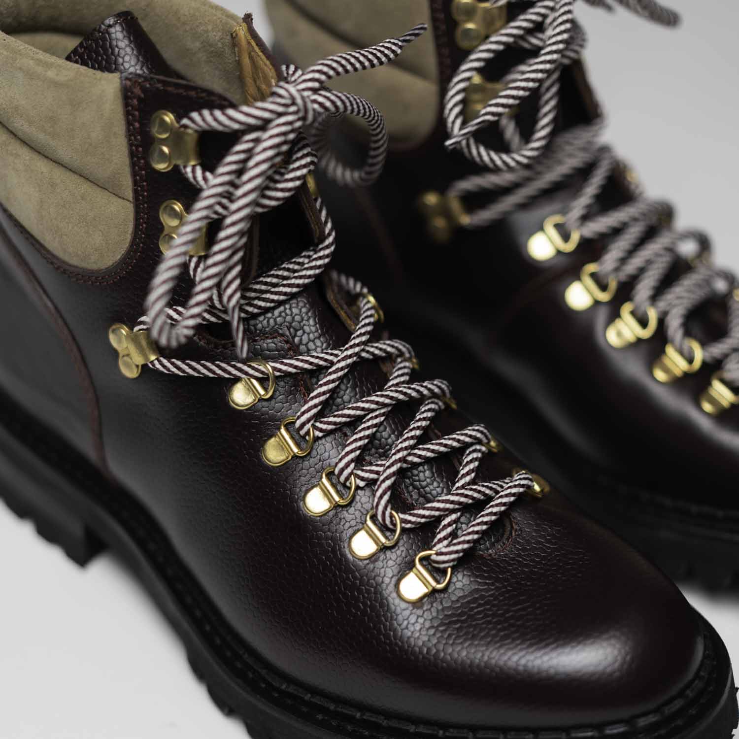 Cliff - Chaussures Hiking Boots Cuir Grainé Bordeaux - Crochets dorés