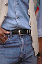 Charger l'image dans la galerie, Morricone - Ceinture Western en Cuir de veau Noir
