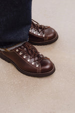 Charger l'image dans la galerie, Cody - Chaussures Derby Montagne Cuir Marron
