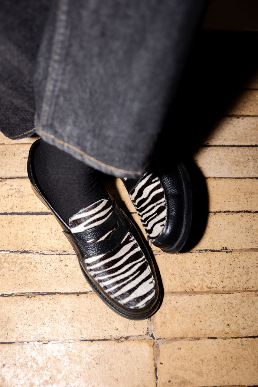 Peter A. - Chaussures Mocassin Cuir Grainé Noir et Pony Zèbre