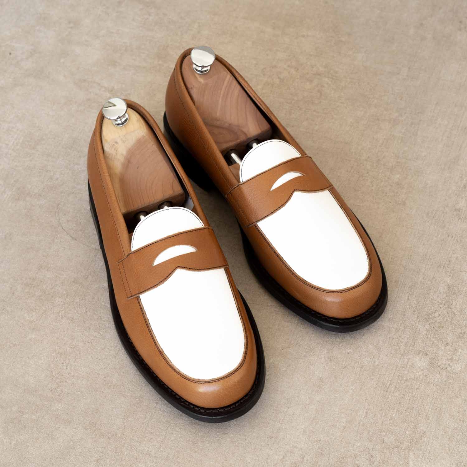 Penny Loafer - Chaussures Mocassin Cuir Blanc et Cognac